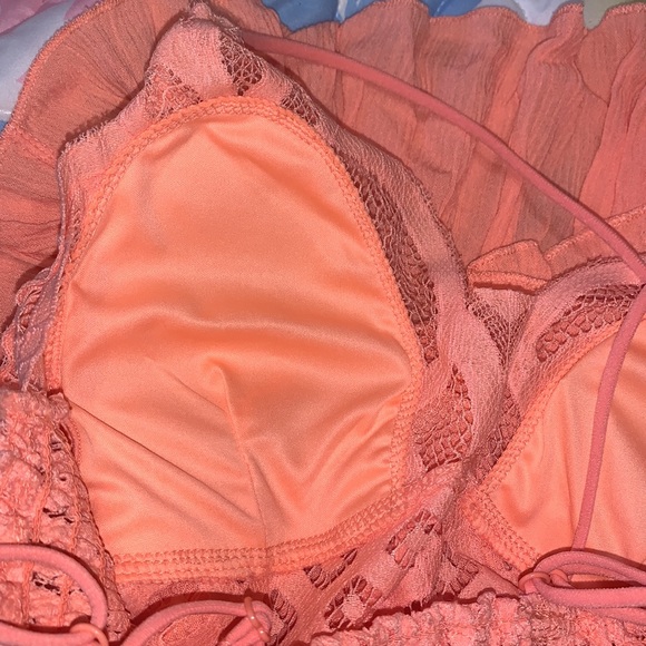 ❌DONATED❌Coral Orange Peach Babydoll Lace Appliqué Ruffle Tier Cami Top - Picture 13 of 17